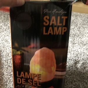 Himalayan salt lamp